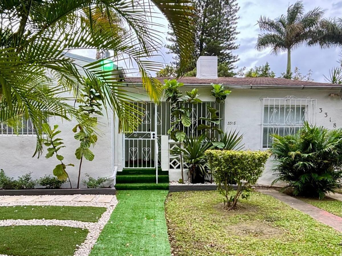 Escape, 3br, Parking, 15 Min To Airport! Casa vacanze *